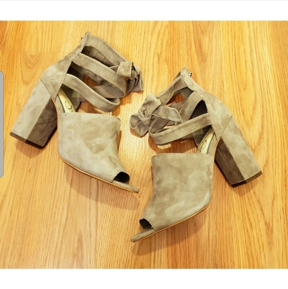 Jessica Simpson Shoes - JEESSICA SIMPSON - Suede Heels